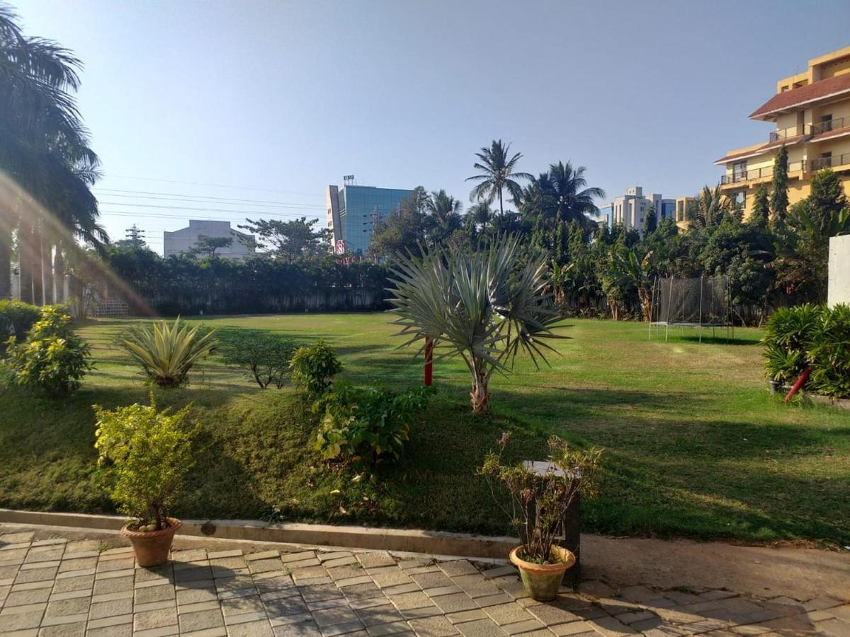 Hotel Sandy'S Tower Bhubaneswar Extérieur photo