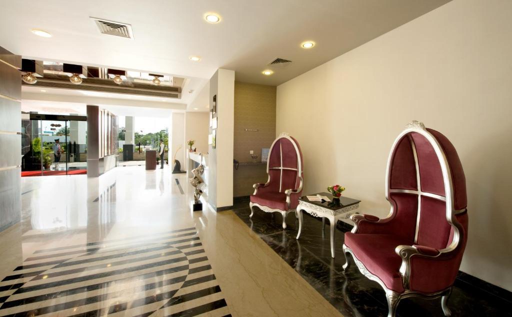 Hotel Sandy'S Tower Bhubaneswar Extérieur photo